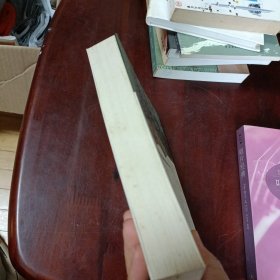 梁羽生传