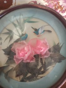 羽毛立体画。鸟语。济南美工厂出品。