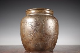 旧藏 锡刻梅花诗文 茶叶罐 尺寸：腹径17.5 cm 高20 cm 重2150克