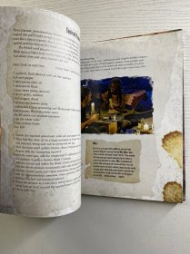 《AMC行尸走肉官方食谱与生存指南》（The Walking Dead: The Official Cookbook and Survival Guide ），由劳伦·威尔逊（Lauren Wilson）撰写，金允熙（Yunhee Kim）负责摄影。它基于美剧《行尸走肉》（The Walking Dead ）创作，包含剧中相关食谱及生存知识，是该系列IP衍生的美食与文化结合的书籍 。