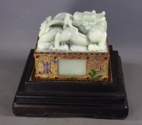 旧藏和田玉包金镶嵌龙印章