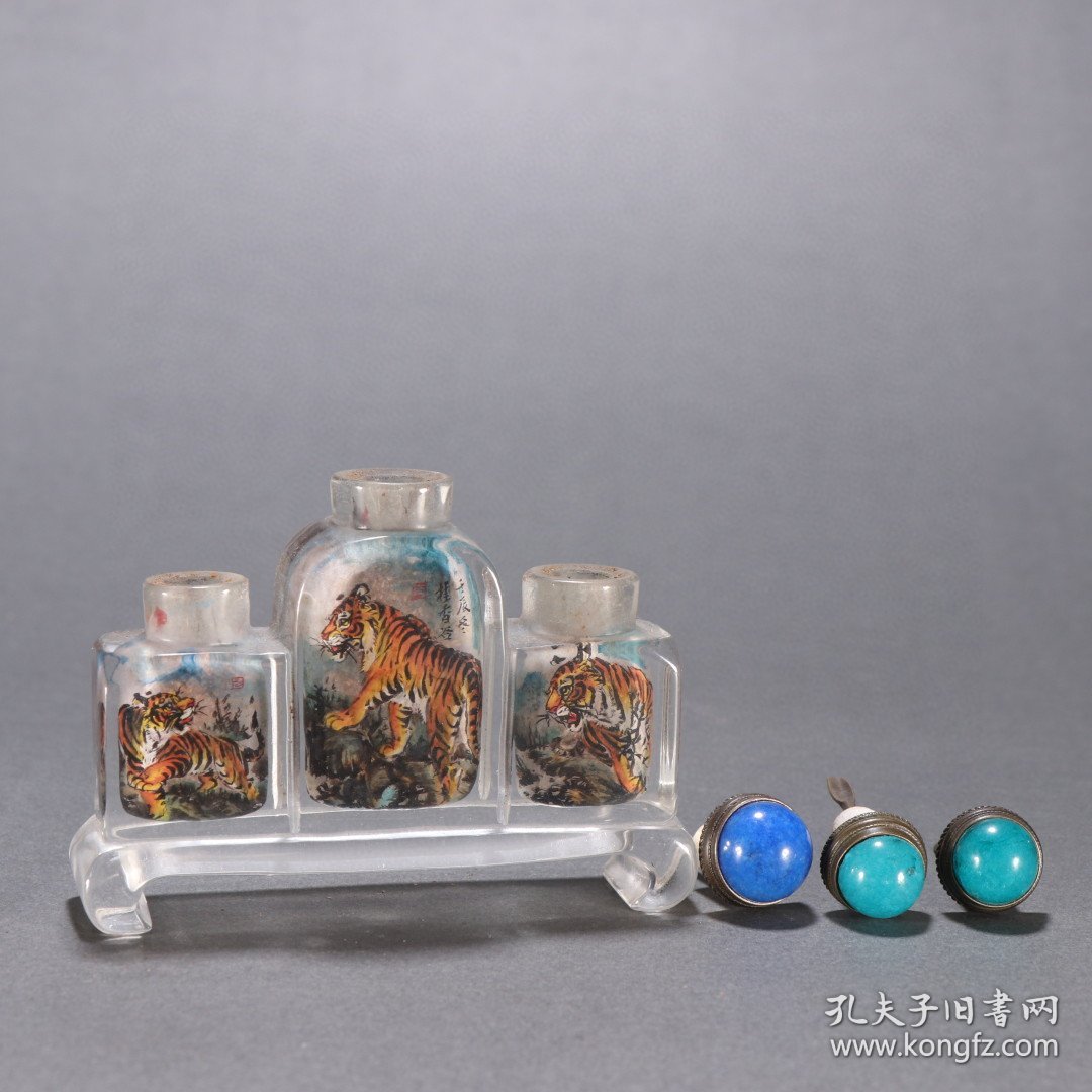 清 琉璃内画虎纹三连鼻烟壶
