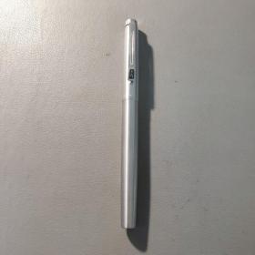笔：银色的白翎钢笔      共1件售   盒十五 其他品牌
