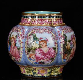 清乾隆年珐琅彩西洋人物纹描金小罐11*12厘米