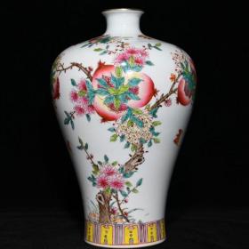 雍正粉彩福寿纹梅瓶，高31cm直径20cm
