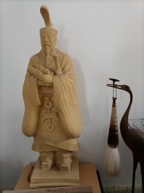 范蠡塑像
高48厘米
宽10厘米
售价4000元
（此为仅存艺朮雕像）