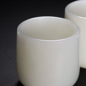 清 和田玉籽料玉杯一对