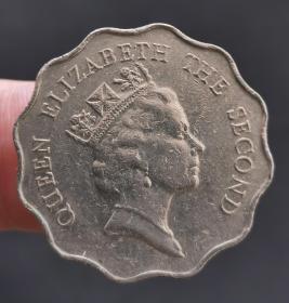 香港硬币英女皇头像花边形2元钱币保真