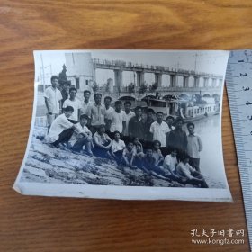 黑白照片 合影