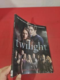 Twilight：Official Illustrated Movie Companion Companion （大16开） 【详见图】