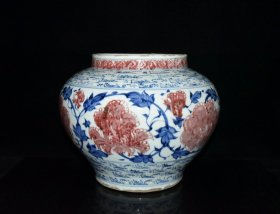 元代白浒孤窑青花釉里红缠枝牡丹罐