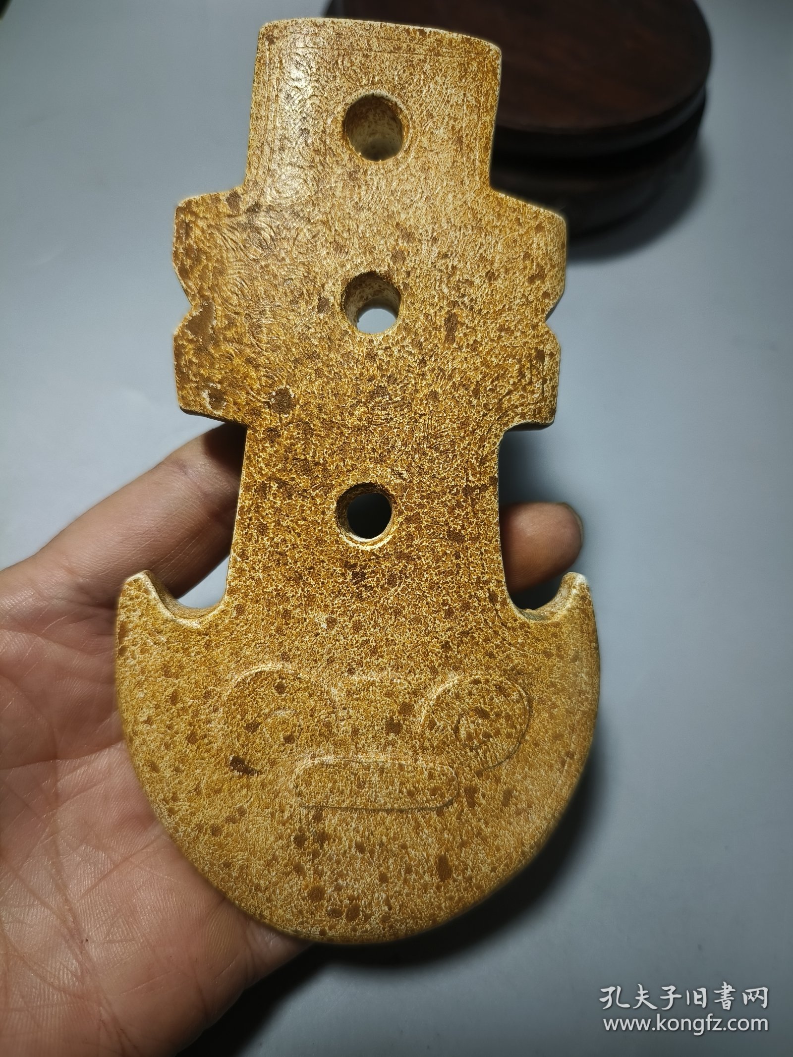 高古玉鸡骨白玉佩