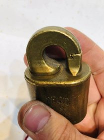 美国 老铜锁 美国记数 邮政包裹记数锁 每开一次走数一次 开合自如 尺寸67*44*30毫米 ！十分精致漂亮 稀有！收藏价值极高！