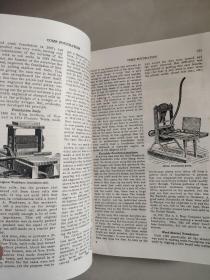 ABC and XYZ of BEE CULTURE 英文原版 1929年 革面精装,封面烫金凹凸印刷，品相较好