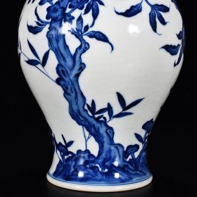 清乾隆青花福寿纹橄榄瓶 高36.5厘米 宽19厘米