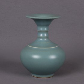 湖蓝釉竹节瓶 高14.3cm宽9cm