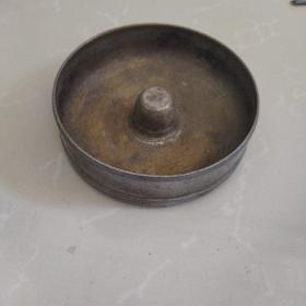 老铜器，直径13.6cm，高4.1cm