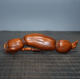 ！旧藏黄杨木莲藕笔架，长16cm，宽4cm，高3cm，重86g，