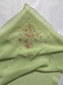 蚕丝纯手工包边纯手工缠丝卷针玫瑰绣方巾淡绿