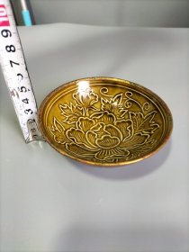 定瓷碗