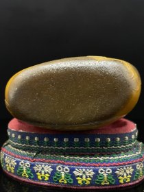 收藏寿山石田黄级乌鸦皮田黄石摆件印章