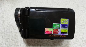 8x 数码摄录机