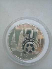 东加勒比国家发行的美国1994年世界杯足球赛纪念银币