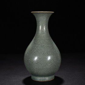 宋溪口官窑玉壶春瓶 高24.5厘米 宽13厘米