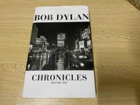 Bob Dylan：Chronicles鲍勃·迪伦 自传《编年史》，诺贝尔文学奖得主，精装。拉什迪：最近读了许多米沃什的诗歌。除此之外，我还阅读了来自另外一个领域的作品，也就是鲍勃·迪伦的《编年史》，它非常棒。这本书写得很好。