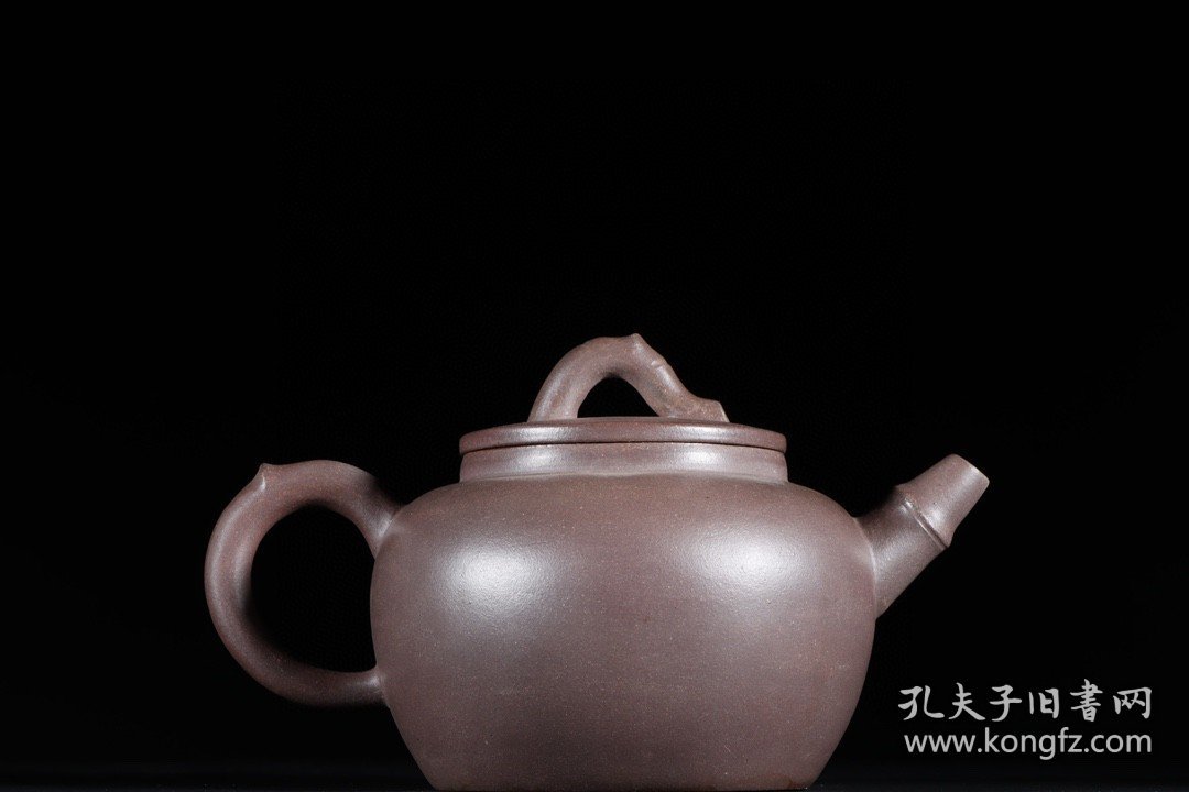 圆执紫砂壶紫砂紫砂壶款识：邵旭茂 清代高 10.2×17.3cm