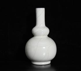 宋官窑葫芦瓶，24×14.5厘米