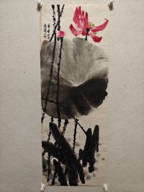 【苗墨】陕西国画院画家、一级美术师，中国美协会员。又名苗三太，师从赵望云、石鲁先生。陕西国画院专业画家、作品多次参加全5国美展并获奖，被多个博物馆收藏！师从赵望云、石鲁先生。1962年西安美院附中毕业，1965年西安美协国画研究室结业。1986年后任陕西省国画院专业画家，一级美术师。现为陕西国画院专业画家、一级美术师、中国美协会员，定居北京。作品多次参加全国美展并获奖，被多个博物馆收藏！