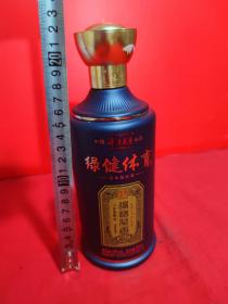 空酒瓶:绿健体育清香型白酒，得造花香