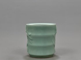 宋龙泉窑青瓷浮雕一夜成名虫草纹竹节笔筒13.2/13厘米a