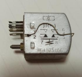 RG4.523.05G直流继电器(七十年代产品，两组常开，常闭开关)