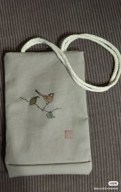 苹婆山鸟 手绘 包包
尺寸 14*21厘米
