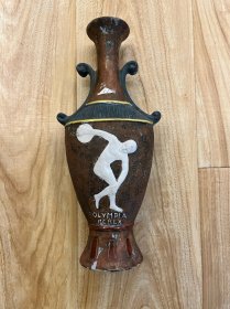 1960年意大利手工奥运会掷饼者瓷瓶老式奥运瓷器怀旧收藏体育收藏