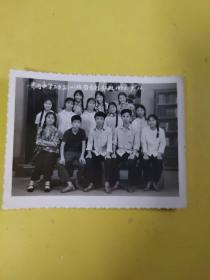 1976黄冈中学初三一班团支部合影