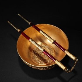 鎏金红宝石筷子碗餐具一套 一双筷子重60克 长约23公分碗重630克高7厘米口径13厘米