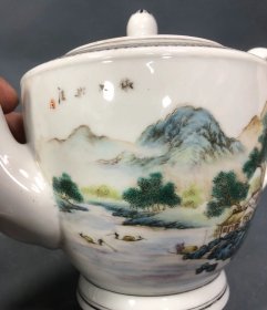 汪小亭款山水老茶壶