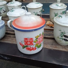 双喜牌唐瓷小茶杯一个