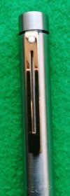 近新绝版美产犀飞利塔格1001(SHEAFFER Targa 1001)原色全钢14K F尖钢笔一支