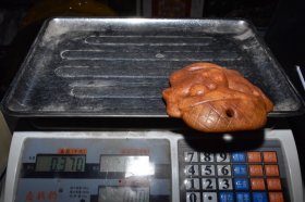 红山文化老玉脸谱、雕刻精美，包浆醇厚，品相完美、重量370克、