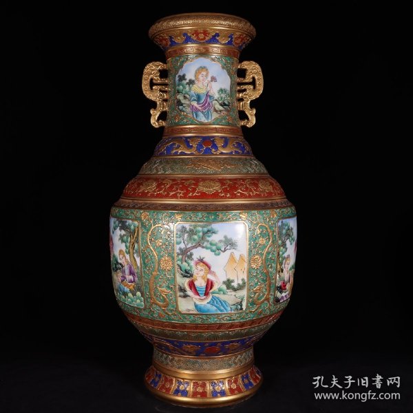 大清乾隆年制款珐琅彩雕刻描金开窗西洋人物瓷王瓶