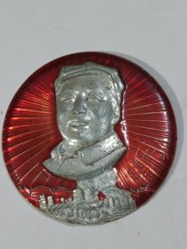 毛主席像章(百万雄师过大江)直径5..5Cm.