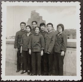 上海老照片，六十年代，上海外滩留影
