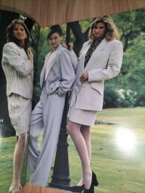 GODEHWA 金马时装服饰宣传画册【中国上海金马时装有限公司】应该是90年代的或2000年左右的。