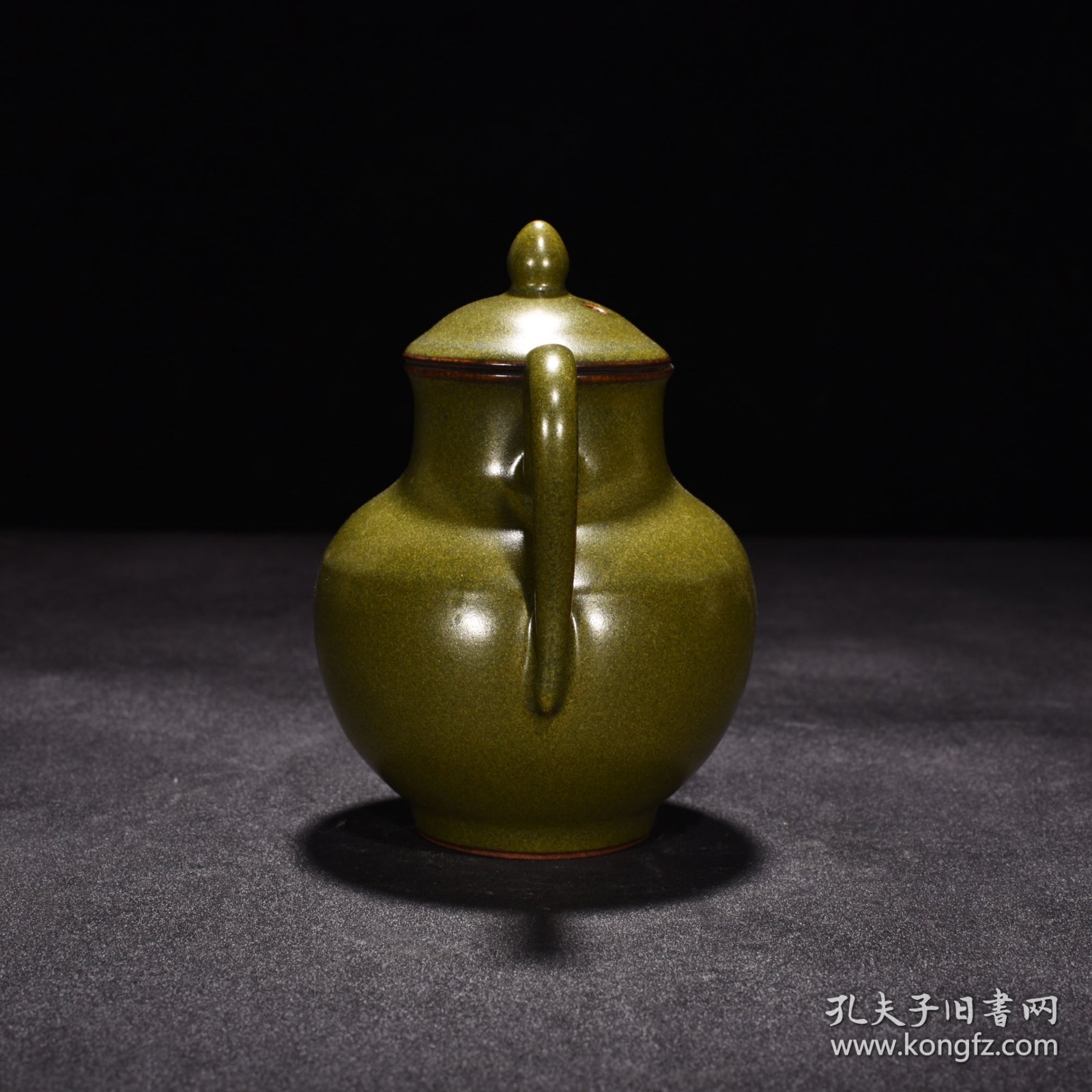清乾隆茶叶末釉执壶 高12.5厘米宽10.5