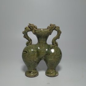 宋代绿釉绞胎瓷双龙瓶