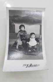 1961北京人民照相馆娃娃合影老照片